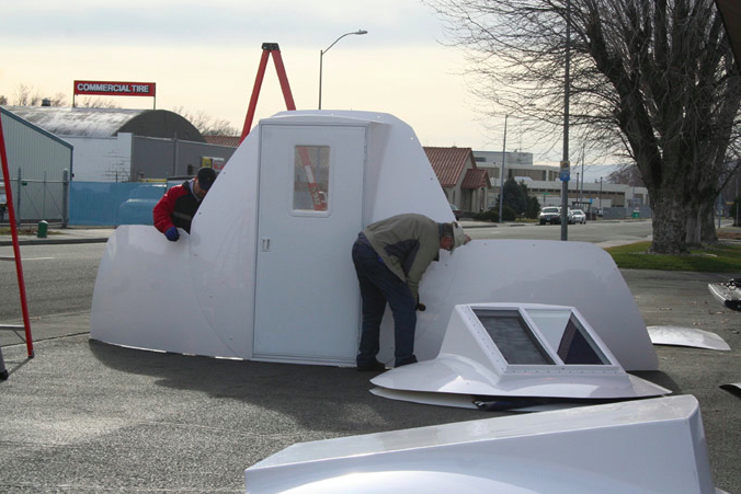 Small prefab home - Micro home - InterShelter 20 ft Dome assembly 3